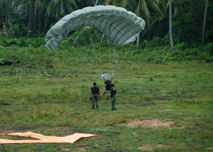 Skenario Rebut Wilayah, 78 Penerjun Kopassus Kuasai Langit Danau Dendam Bengkulu