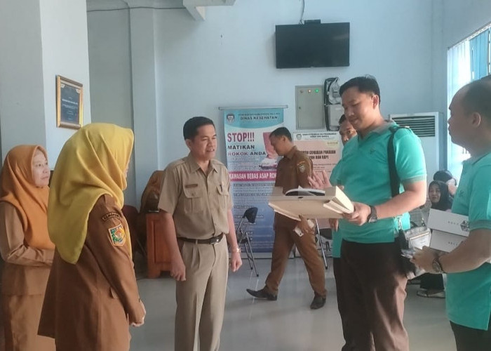 Peringati Harkodia, Kejari Seluma Sambangi Tiga OPD
