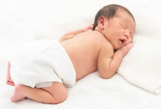 Tidak Usah Khawatir Jika Kepala Bayi Peyang, Ini Penyebab dan Cara Mengatasinya