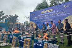 Bea Cukai Bengkulu Musnahkan Rokok dan Miras Ilegal Rp3 Miliar