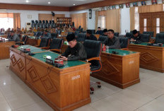 Dewan Bentuk Pansus Bahas LKPj APBD 2023 Pemda Bengkulu Utara 