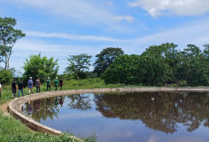 Sungai Solang Diduga Tercemar Limbah Pabrik Sawit, DLH dan DPRD Mukomuko Sidak Tanpa Sampel