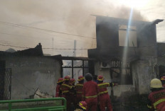 2 Rumah Terbakar di Kota Bengkulu, Diduga Akibat Korsleting Listrik
