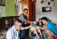 Gencar Jemput Bola, Dukcapil Kota Bengkulu Rekam e-KTP untuk Lansia