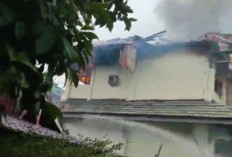 BREAKING NEWS: Gedung SMKN 3 Kota Bengkulu Terbakar