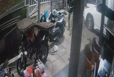 Aksi Pencurian Motor Bos Tahu di Dusun Besar Terekam CCTV 