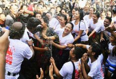 Omed-Omedan, Ritual Pelukan dan Tolak Bala yang Sakral dari Bali