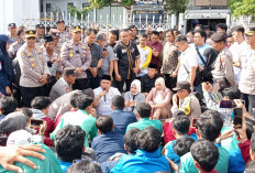 Aliansi BEM dan SPSI Sampaikan  Tuntutan Hari Buruh di DPRD Provinsi Bengkulu