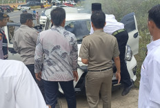 Sedang Terima SK Perpanjangan Jabatan, Mobil Kades di Bengkulu Tengah Terbakar