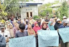 Warga di Bengkulu Selatan Demo Minta Kades Mundur 