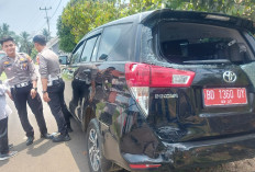 Mobil Dinas Kepala BKPSDM Kecelakaan, Dua Korban Dilarikan ke UGD