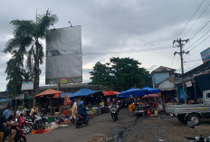 Pemkot Bengkulu Larang Beli Dagangan PKL Liar, Sehmi: PNS Diperingatkan Beli Kebutuhan di Pasar