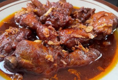 Ayo dicoba di rumah resep cara memasak semur ayam berkuah gurih dan manis khas betawi