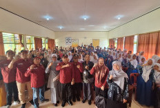 Kunjungi SMPN 7 Seluma, FKPT Bengkulu bersama BNPT Sosialisasi Bahaya Paham Radikalisme dan Terorisme