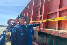 2 Tahun Beroperasi di Bengkulu Utara, Kapal Keruk Pasir PT Titan Disegel KKP