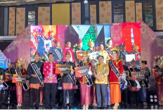 Arbie Chandra Guci dan Maulidya Putri Bawa Pulang Gelar Bujang Gadis Bengkulu 2025