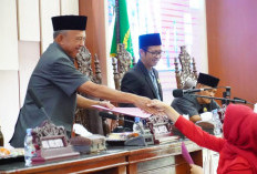 7 Raperda Dibahas Lebih Lanjut, Fraksi PKS Soroti Realisasi Pendapatan 2024 yang Tak Capai Target
