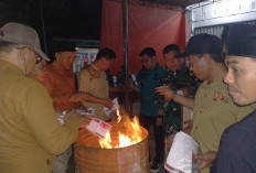 Sehari Sebelum Pencoblosan, KPU Bengkulu Utara Bakar Surat Suara