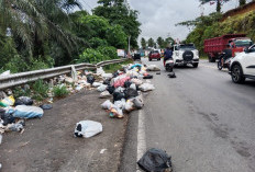 Jalan Tebing Lubuk Manau Kembali Dipenuhi Sampah, Ini Tindakan yang Akan Dilakukan DLHK