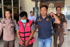 BREAKING NEWS: Mantan Pejabat Bengkulu Tengah Ditahan Jaksa! Terlibat Kasus Korupsi