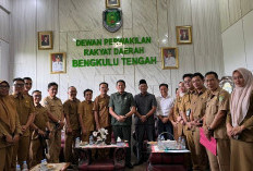 Guru Bantu Daerah Dirumahkan, Ketua DPRD Bengkulu Tengah Minta Bupati Cari Solusi