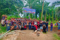 Warga Desa Penyangga Tutup Jalan Masuk ke PT. Riau Agrindo Agung Bengkulu Tengah