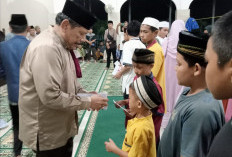 Dekatkan Anak dengan Tempat Ibadah 