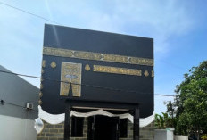 Lagi Viral ! Bangunan Masjid Menyerupai Kakbah, Berikut Kisah dari Pendirinya 