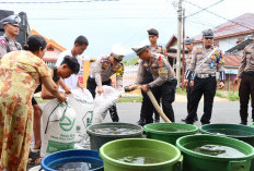  8.000 Liter Air Bersih Disalurkan ke Masyarakat Lebong