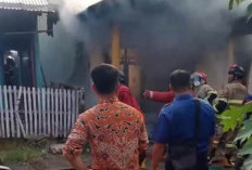 BREAKING NEWS: Rumah Kontrakan di Sawah Lebar Terbakar