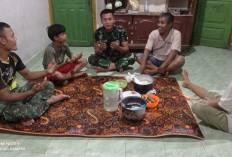 Keakraban Satgas TMMD Ke-123 Kodim 0407/Kota Bengkulu, Berbuka Bersama di Rumah Warga