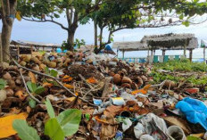Pantai Panjang Butuh Tempat Sampah