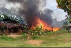 Kebakaran di Bentiring, Satu Unit Rumah Semi Permanen Ludes Terbakar