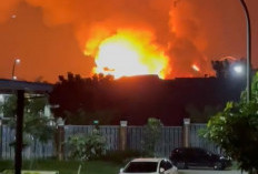 BREAKING NEWS: Gudang Peluru Yonarmed Bantargebang Terbakar, Api Masih Berkobar
