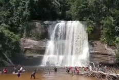 Destinasi Healing yang Instagramable! Berikut 4 Fakta Air Terjun Riam Dait di Kalimantan Barat