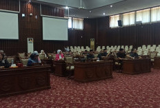 Sidang Paripurna, Bangku Pejabat Kosong, Dewan Bengkulu Meradang