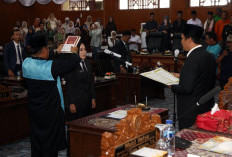 PAW Anggota DPRD Kaur, Erni Yuliharti Gantikan Soudar Madi Aguscik