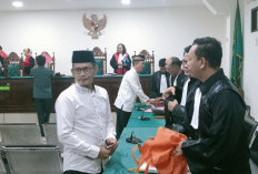 Dinilai Tak Kooperatif, Terdakwa Tipikor Honorium Satpol PP Dituntut 6,5 Tahun