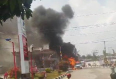 Heboh Mobil Terbakar Saat Isi BBM di SPBU depan Bencoolen Mall 