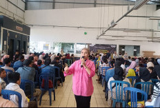 Perempuan Inspiratif, Meriani Serahkan Beasiswa untuk Ribuan Warga Provinsi Bengkulu 