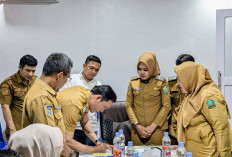 Awal Tahun Dirut RSUD dan Kadisperkan Berganti
