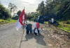 Bayar Nazar Kemenangan Azhari- Bambang, Warno Tuntaskan Jalan Kaki Lintasi 6 Kabupaten Sejauh 300 Kilometer 