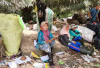 Hidup Bertaruh di Tumpukan Sampah