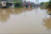 Bantuan Tak Merata, Korban Banjir Rawa Makmur Geram, Air Belum Surut 